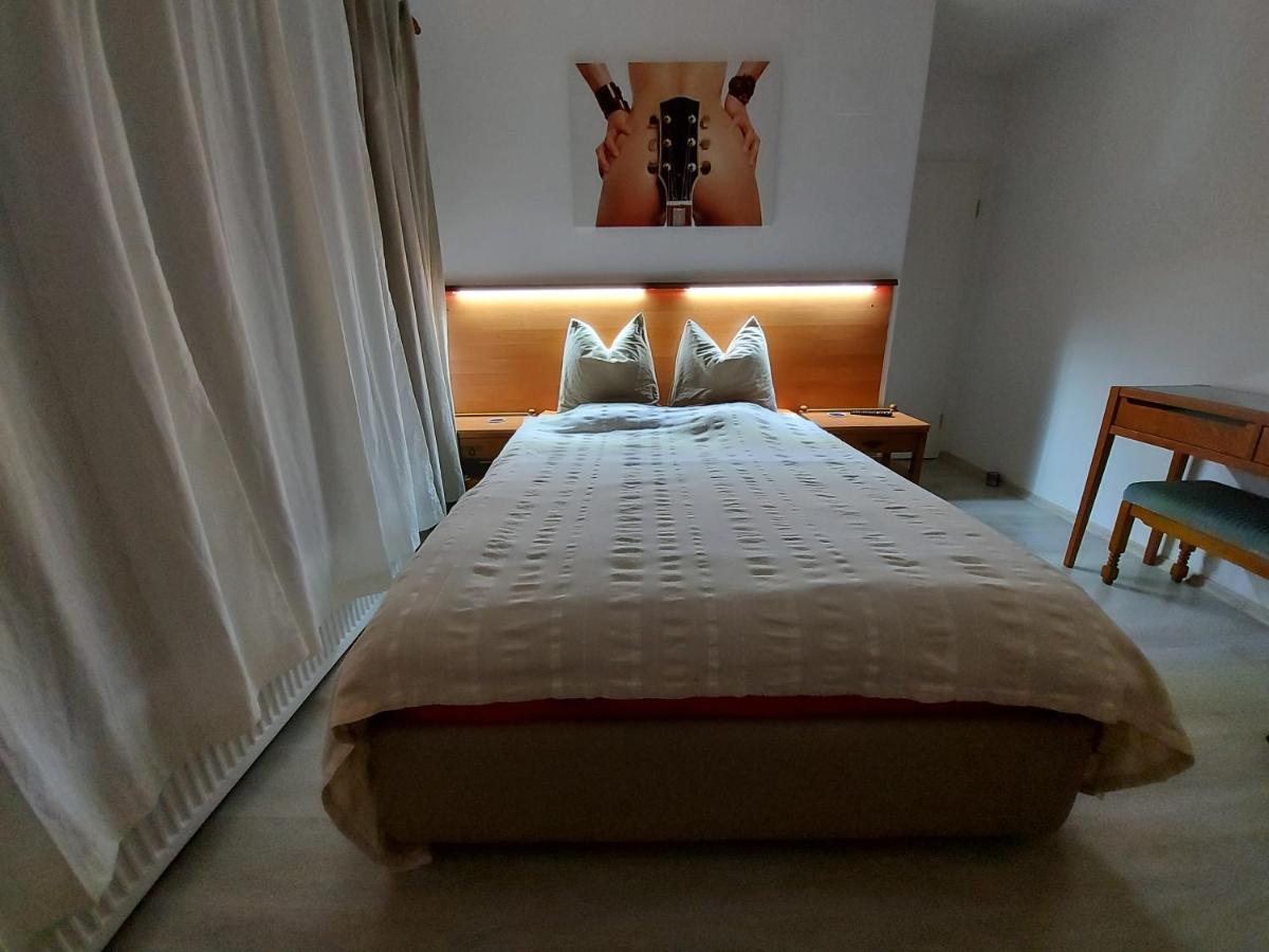 Kalinderu Skier'S Apartament Bellevue Buşteni Esterno foto